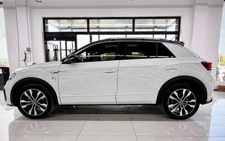 Volkswagen T-Roc I, 2022 год, 1 500 355 рублей, 4 фотография