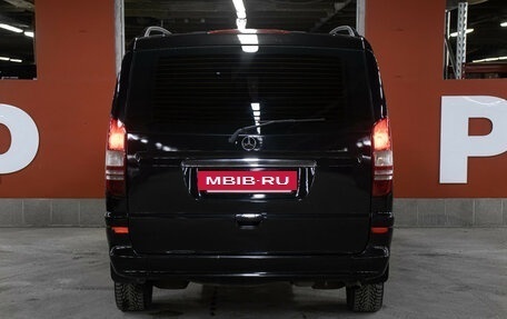 Mercedes-Benz Viano, 2011 год, 1 900 000 рублей, 6 фотография