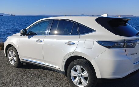 Toyota Harrier, 2016 год, 2 600 000 рублей, 2 фотография