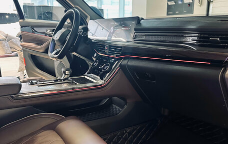 CheryExeed VX, 2023 год, 2 799 000 рублей, 11 фотография