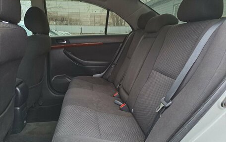 Toyota Avensis III рестайлинг, 2005 год, 455 000 рублей, 14 фотография