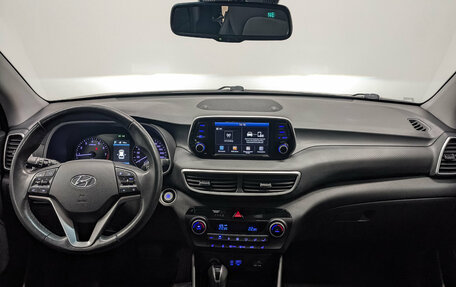 Hyundai Tucson III, 2019 год, 2 380 000 рублей, 14 фотография