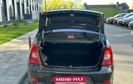 Renault Logan I, 2010 год, 200 000 рублей, 3 фотография