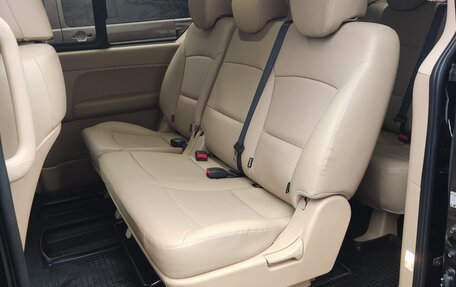 Hyundai H-1 II рестайлинг, 2021 год, 3 850 000 рублей, 16 фотография