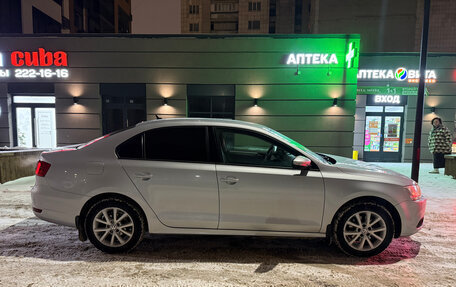 Volkswagen Jetta VI, 2013 год, 1 200 000 рублей, 4 фотография