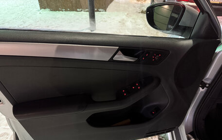 Volkswagen Jetta VI, 2013 год, 1 200 000 рублей, 12 фотография