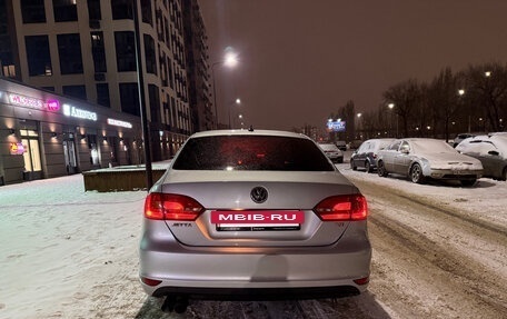 Volkswagen Jetta VI, 2013 год, 1 200 000 рублей, 5 фотография