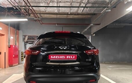 Infiniti FX II, 2011 год, 1 590 000 рублей, 3 фотография