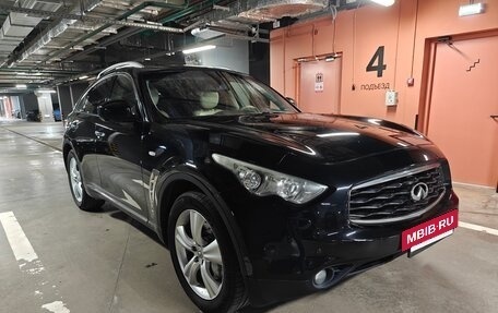 Infiniti FX II, 2011 год, 1 590 000 рублей, 6 фотография