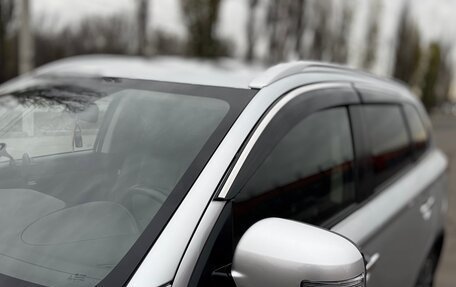 Mitsubishi Outlander III рестайлинг 3, 2015 год, 1 550 000 рублей, 13 фотография