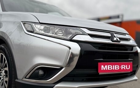 Mitsubishi Outlander III рестайлинг 3, 2015 год, 1 550 000 рублей, 8 фотография