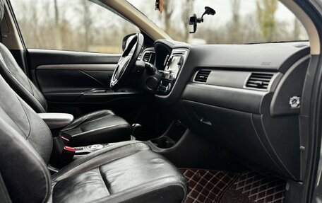 Mitsubishi Outlander III рестайлинг 3, 2015 год, 1 550 000 рублей, 33 фотография