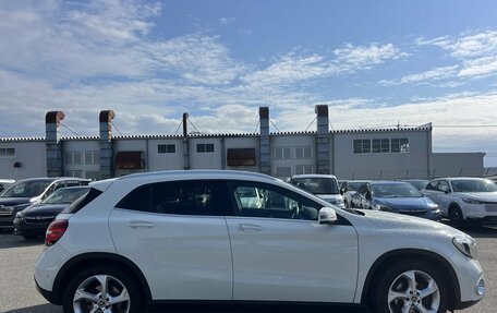 Mercedes-Benz GLA, 2017 год, 1 840 000 рублей, 12 фотография