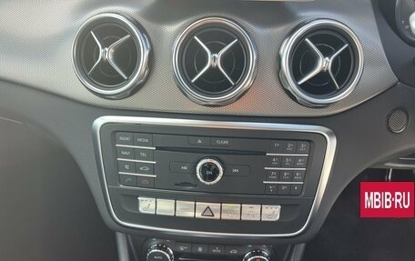 Mercedes-Benz GLA, 2017 год, 1 840 000 рублей, 10 фотография