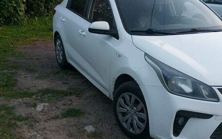 KIA Rio IV, 2017 год, 950 000 рублей, 6 фотография