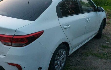 KIA Rio IV, 2017 год, 950 000 рублей, 4 фотография