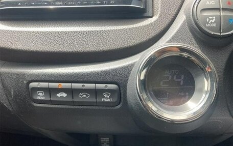 Honda Fit Shuttle I рестайлинг, 2011 год, 878 000 рублей, 11 фотография