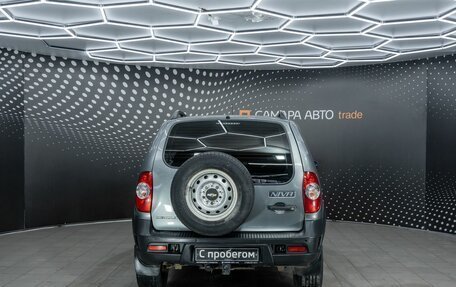 Chevrolet Niva I рестайлинг, 2018 год, 760 000 рублей, 8 фотография