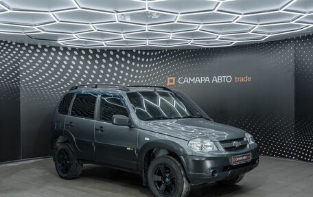 Chevrolet Niva I рестайлинг, 2018 год, 760 000 рублей, 3 фотография