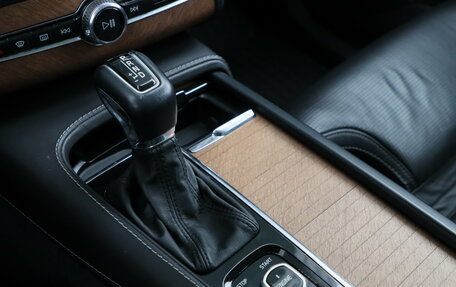 Volvo XC90 II рестайлинг, 2016 год, 2 850 000 рублей, 13 фотография