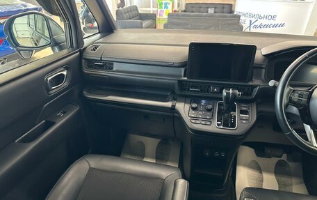 Honda Stepwgn, 2024 год, 3 399 900 рублей, 14 фотография