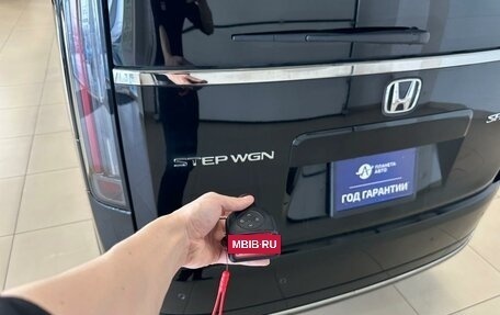 Honda Stepwgn, 2024 год, 3 399 900 рублей, 25 фотография