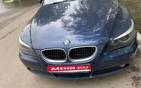 BMW 5 серия, 2004 год, 700 000 рублей, 12 фотография