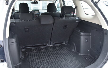 Mitsubishi Outlander III рестайлинг 3, 2019 год, 2 200 000 рублей, 8 фотография