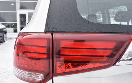 Mitsubishi Outlander III рестайлинг 3, 2019 год, 2 200 000 рублей, 14 фотография