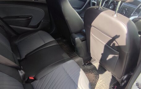 Opel Astra J, 2014 год, 850 000 рублей, 6 фотография