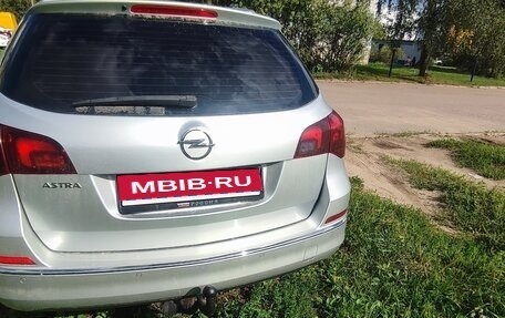 Opel Astra J, 2014 год, 850 000 рублей, 3 фотография