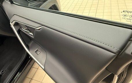 Toyota RAV4, 2025 год, 4 300 000 рублей, 26 фотография