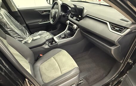 Toyota RAV4, 2025 год, 4 300 000 рублей, 24 фотография