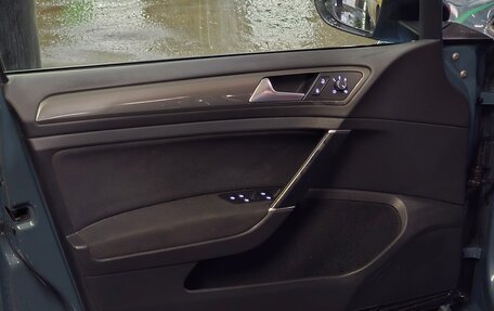 Volkswagen Golf VII, 2019 год, 2 750 000 рублей, 15 фотография