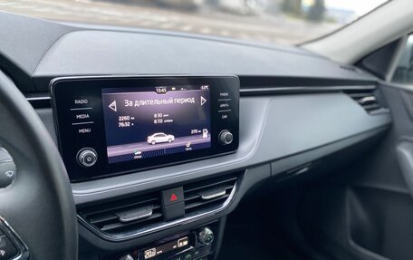 Skoda Rapid II, 2021 год, 1 820 000 рублей, 19 фотография