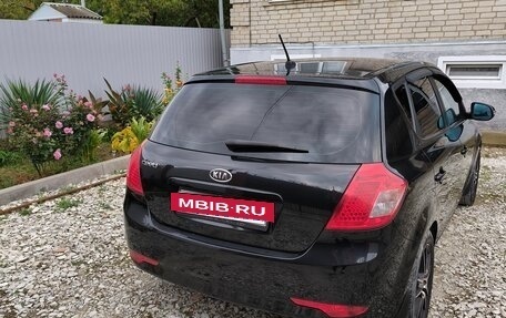 KIA cee'd I рестайлинг, 2010 год, 720 000 рублей, 4 фотография