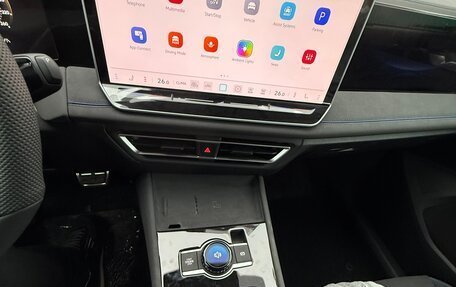 Volkswagen Tiguan, 2025 год, 4 700 000 рублей, 15 фотография