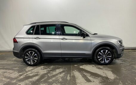 Volkswagen Tiguan II, 2019 год, 2 540 000 рублей, 8 фотография