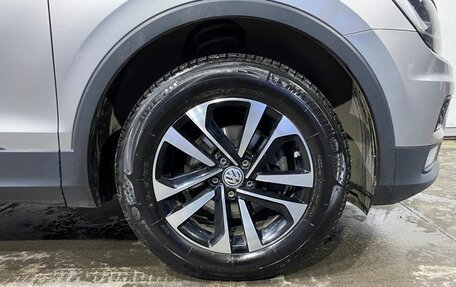 Volkswagen Tiguan II, 2019 год, 2 540 000 рублей, 18 фотография