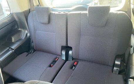 Toyota Noah III, 2018 год, 1 798 000 рублей, 22 фотография