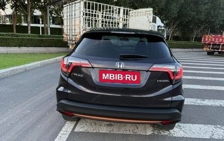 Honda Vezel, 2022 год, 2 150 000 рублей, 6 фотография