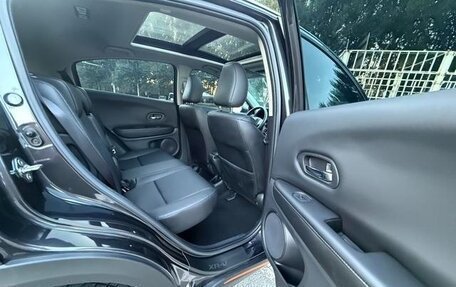 Honda Vezel, 2022 год, 2 150 000 рублей, 13 фотография