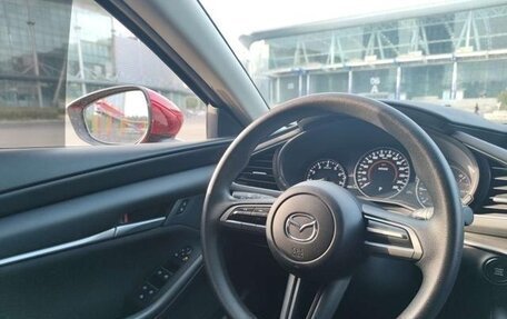 Mazda 3, 2021 год, 1 850 000 рублей, 10 фотография