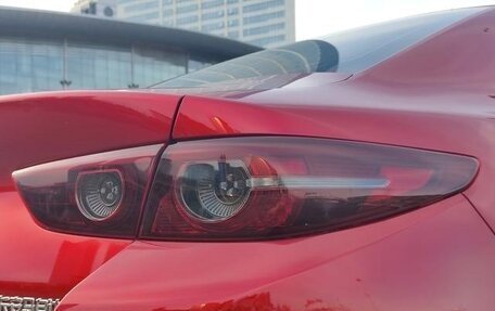 Mazda 3, 2021 год, 1 850 000 рублей, 11 фотография