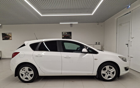 Opel Astra J, 2012 год, 681 000 рублей, 5 фотография