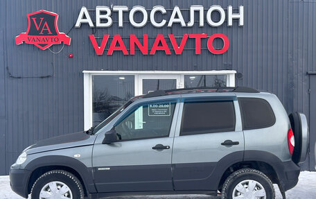 Chevrolet Niva I рестайлинг, 2018 год, 750 000 рублей, 5 фотография