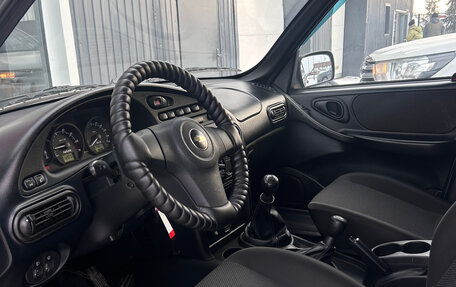 Chevrolet Niva I рестайлинг, 2018 год, 750 000 рублей, 9 фотография