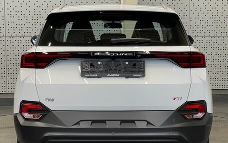 FAW Bestune T77, 2024 год, 2 050 000 рублей, 6 фотография