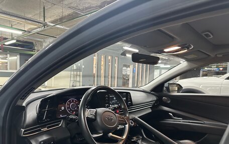 Hyundai Elantra, 2021 год, 2 350 000 рублей, 9 фотография