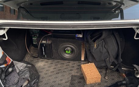 Renault Logan II, 2018 год, 1 025 000 рублей, 4 фотография